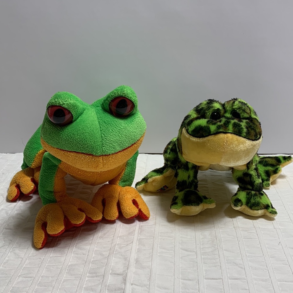 Webkinz Tree Frog & L’il Kinz Bullfrog Plush Pair by GANZ